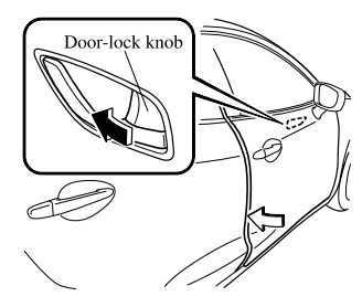 Mazda CX-3. Locking, Unlocking with Door-Lock Knob